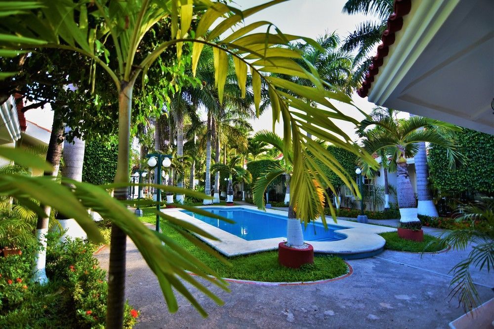 Tulipanes Cancun Exterior photo